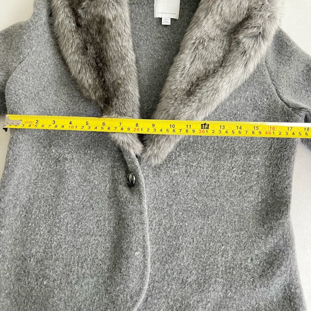 Free Shipping! Anthropologie Faux Fur Sweater Cardigan Grey Wool V Neck Jacket - Picture 7 of 9